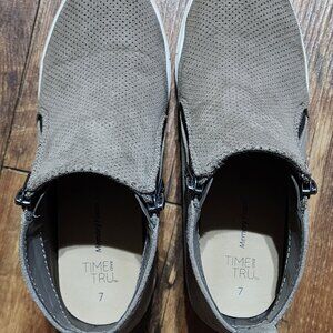 Time & True Heeled Sneakers Size 7